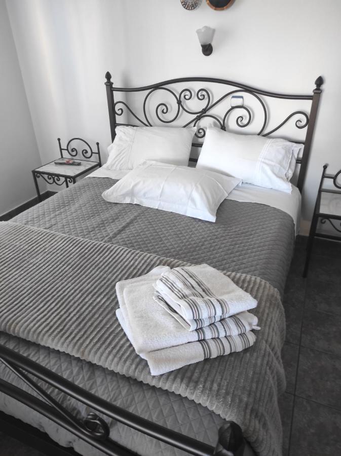 Aristeides - Moscha Apartments Platis Gialos  Ngoại thất bức ảnh