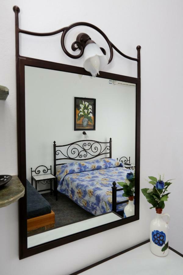 Aristeides - Moscha Apartments Platis Gialos  Ngoại thất bức ảnh